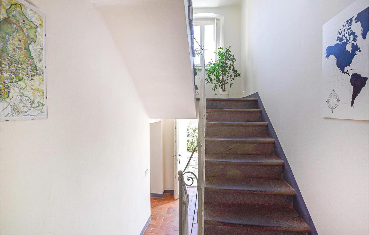 5 Bedroom Amazing Home In Fabbiano Fabbiano  外观 照片